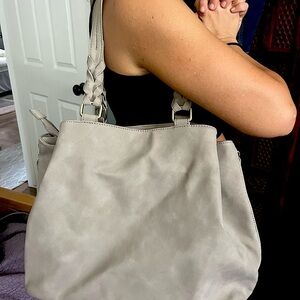 Urban Expressions Women's Large Tote Bag